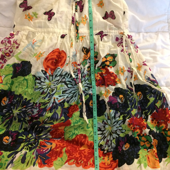 White floral dress - size small - Picture 5 of 7